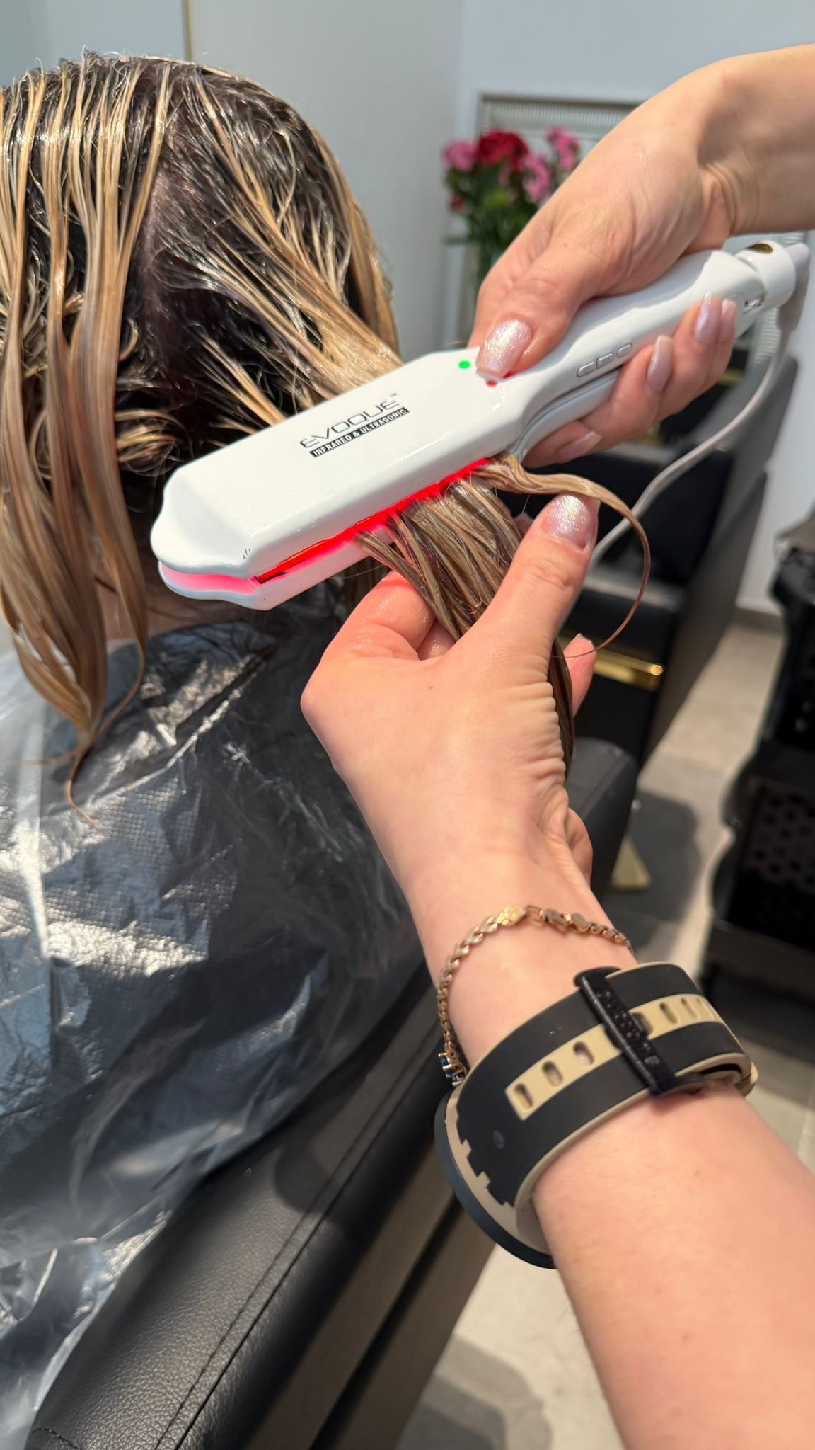Ricostruzione molecolare — trattamento capelli a Victoria's Hair Spa Ferrara